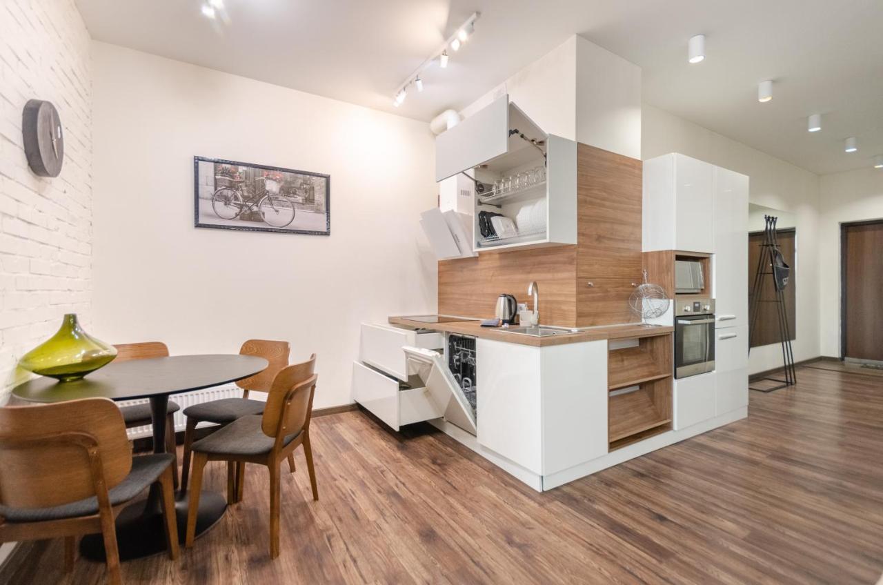 Petrovdom Apartaments 8-188 In Rc Central Park, 7 John Mccain Street Kiev Bagian luar foto