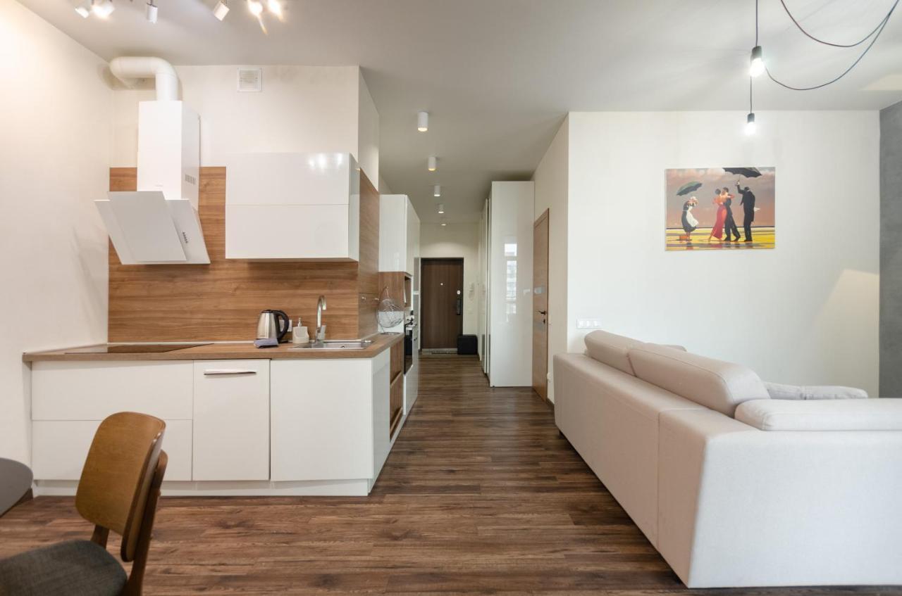 Petrovdom Apartaments 8-188 In Rc Central Park, 7 John Mccain Street Kiev Bagian luar foto