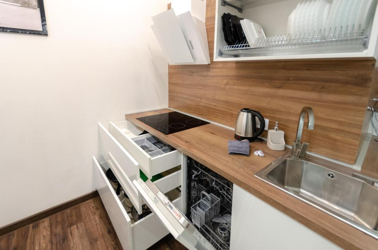 Petrovdom Apartaments 8-188 In Rc Central Park, 7 John Mccain Street Kiev Bagian luar foto