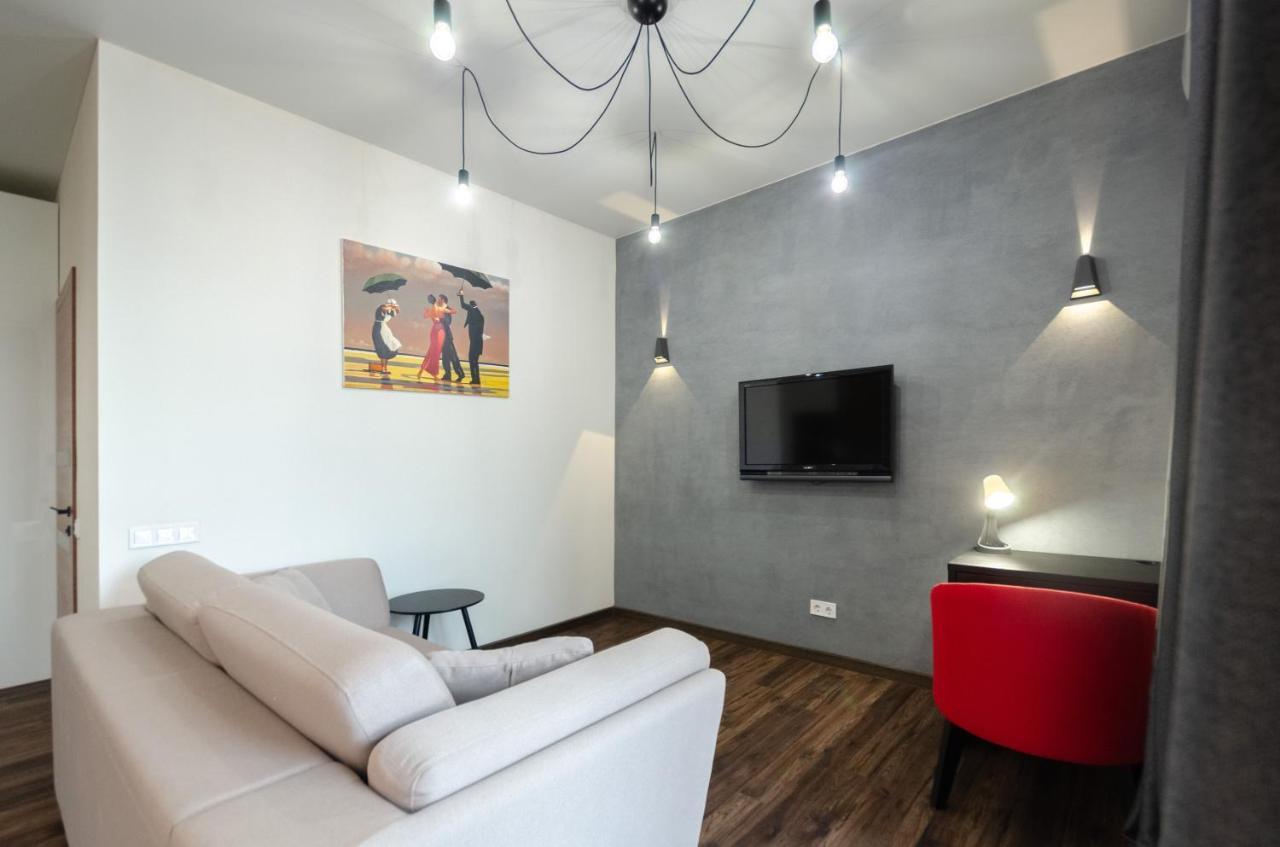 Petrovdom Apartaments 8-188 In Rc Central Park, 7 John Mccain Street Kiev Bagian luar foto